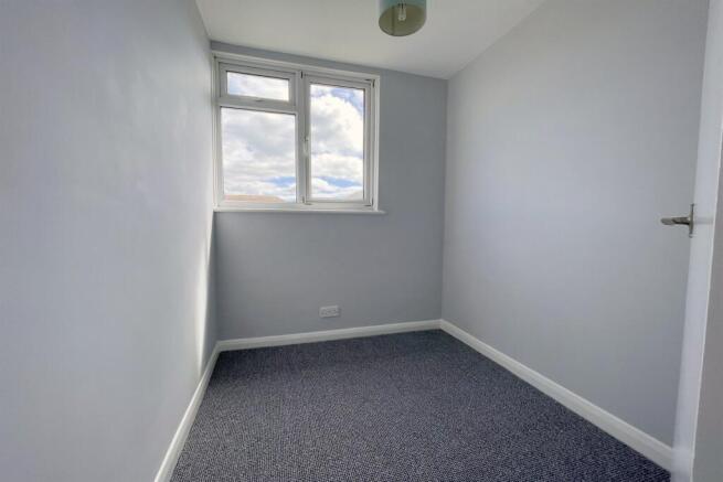Bedroom 3/Study