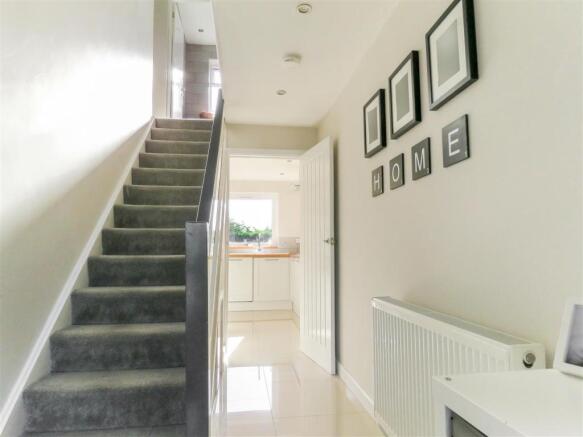 Entrance hall .JPG