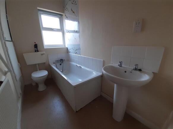 2 bed Terraced for sale Image 7