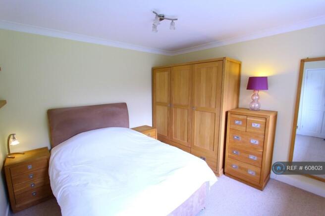 Ground Floor Double Bedroom 1