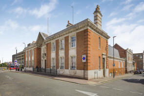 5, Bathway, London SE18 6LN