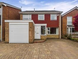 21, Clifton Grove, Beaumont Park, Whitley Bay NE25 9UB