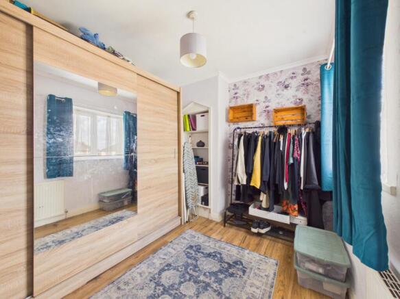 3 bed Terraced for sale Image 6