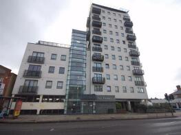 1d, 156 162 The Pinnacle, High Road, Romford RM6 6PN