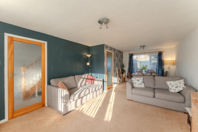 1 Forest Road  (1 of 21)