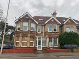 2, 23 Kingsbridge Court, Kingsbridge Road, Poole BH14 8TL