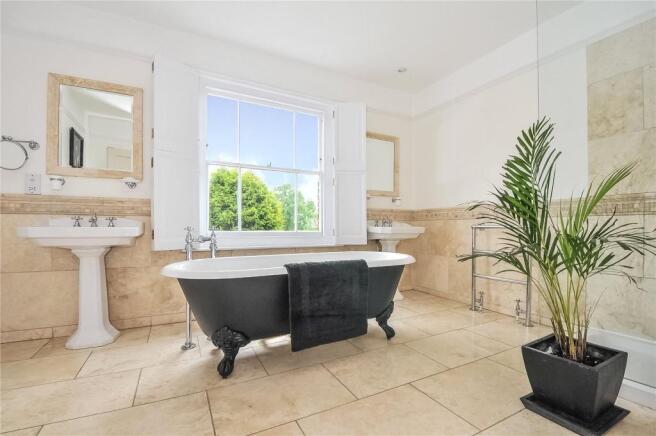 En Suite Bathroom
