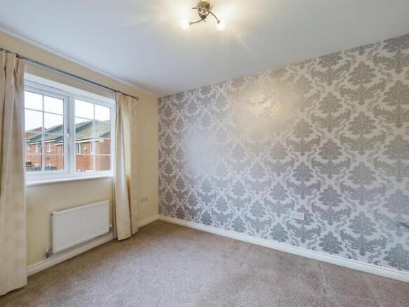 3 bed House for sale Image 9