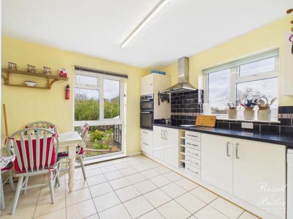 CAM01995G0-PR0431-STILL007