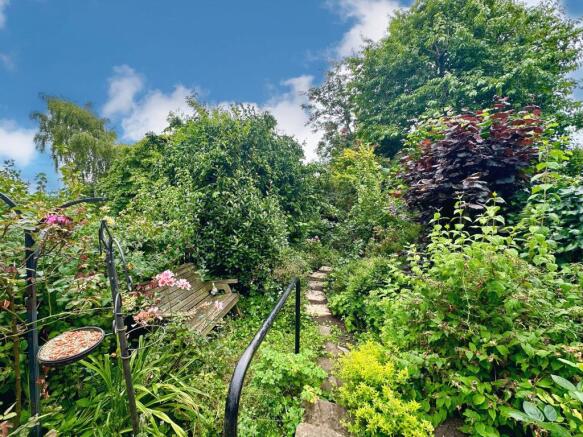 3 bed Terraced for sale Image 4