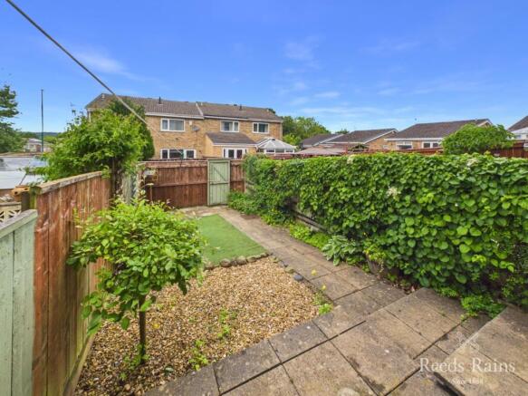 2 bed Terraced for sale Image 8
