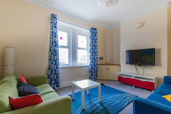 North Luton Place 8-11.jpg