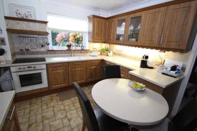 Kitchen/Breakfast Ro