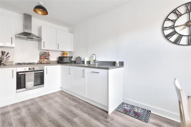 3 bed Semi-Detached for sale Image 5