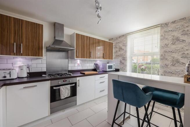 Woodlands Park 31 Kitchen-1.jpg