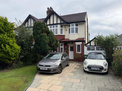 Roe Lane, Southport, PR9