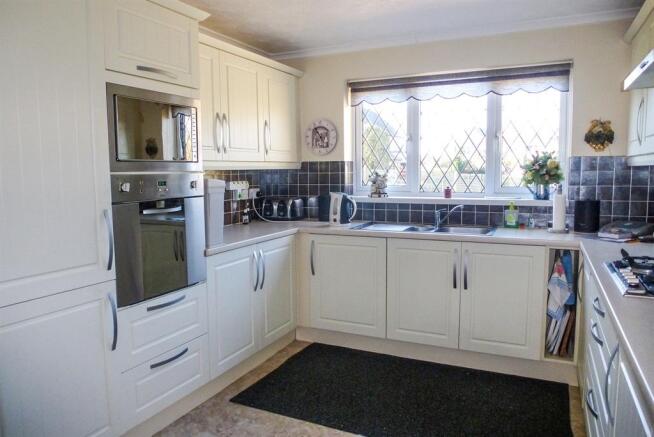 Kitchen Breakfast Room