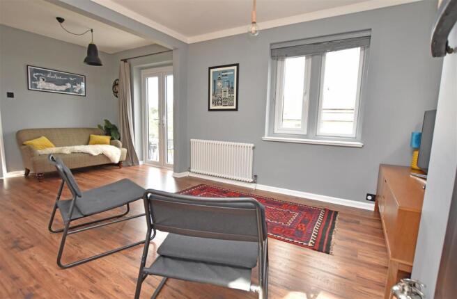 Living Room III.JPG