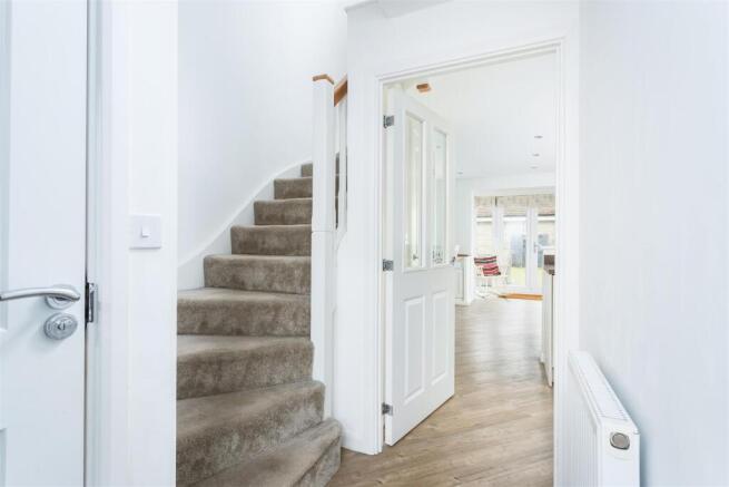 3 bed Semi-Detached for sale Image 11