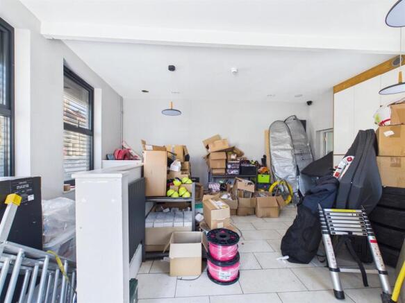 1 - Islington Road.jpg