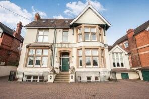 Flat 3, 38, Warwick New Road, Leamington Spa CV32 6AA