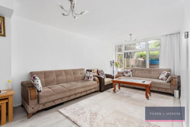 1908202114_TILS_9...