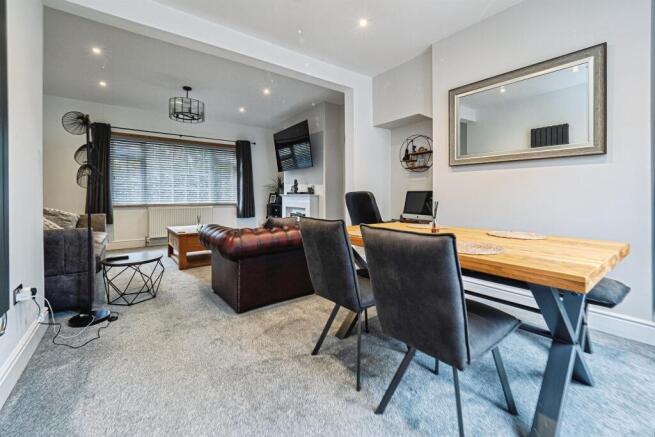 3 bed Semi-Detached for sale Image 6