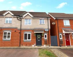 68, Redpoll Road, Norwich NR8 5FZ