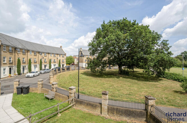 211a198dad704ca1a4a59999e93922db