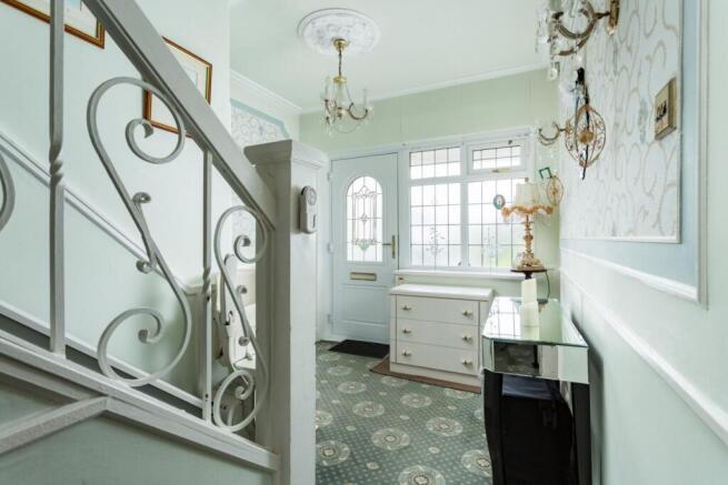 3 bed Semi-Detached for sale Image 6