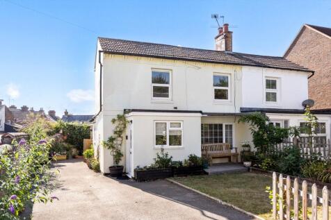 Trafalgar Road, Horsham, RH12