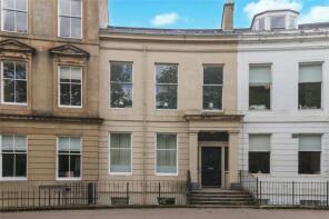 Flat 2/1, 8, Queens Crescent, Glasgow G4 9BW