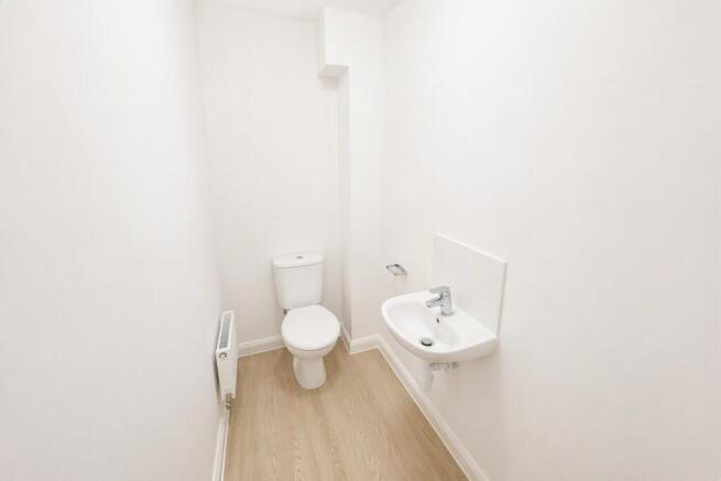 Cloakroom/wc