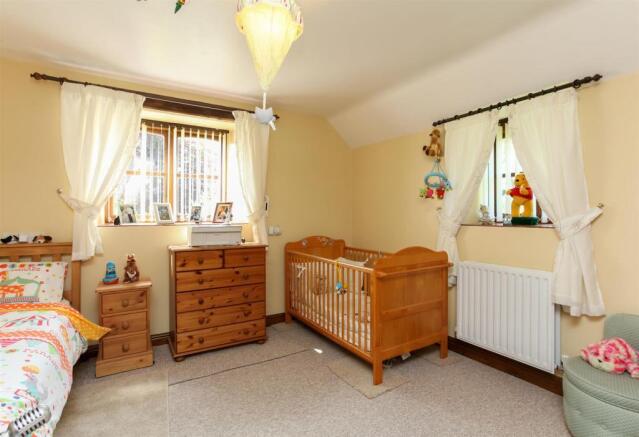 Bedroom 4.jpg