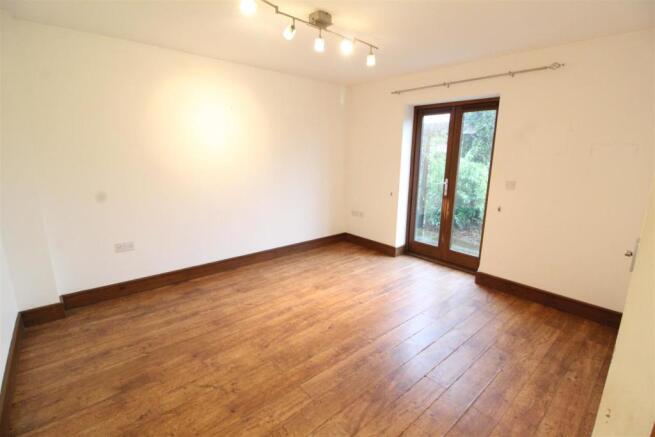 Dining Room.JPG