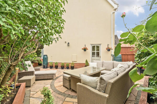 1340199-4-68a3564...