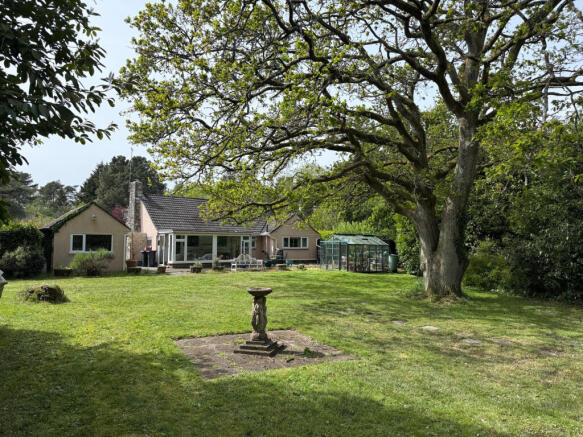 3 bed detached bungalow