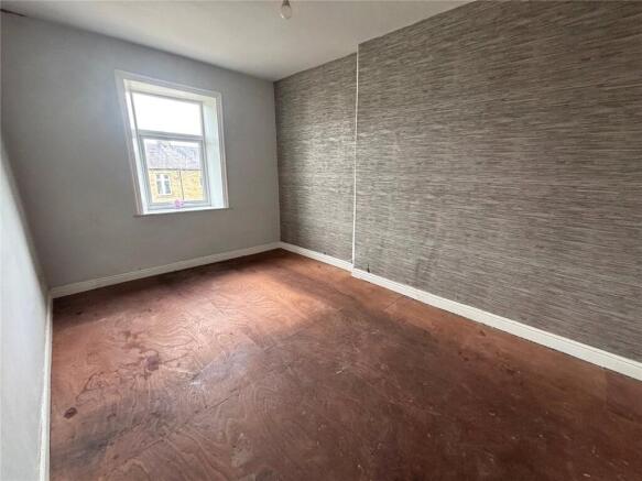 2 bed Semi-Detached for sale Image 8