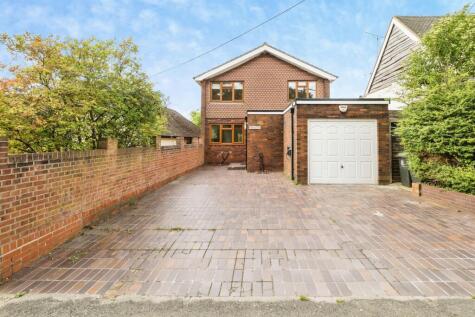 Manor Road, Lambourne End, Romford, Essex, RM4