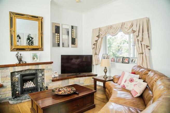 3 bed Detached for sale Image 5