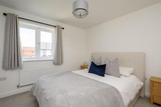 2 bed Terraced for sale Image 8