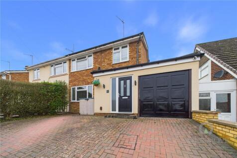Meadow Close, Duston, Northampton, Northamptonshire, NN5