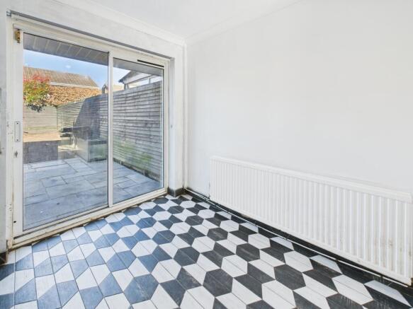3 bed Semi-Detached for sale Image 6