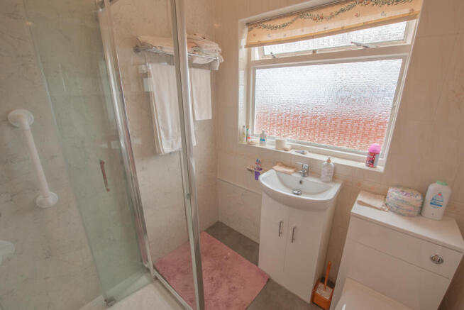 2 bed Semi-Detached for sale Image 9