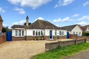 9, Manor Road, Littlehampton BN16 3QT