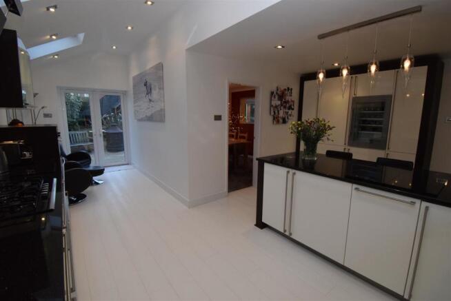 Kitchen/Breakfast Room