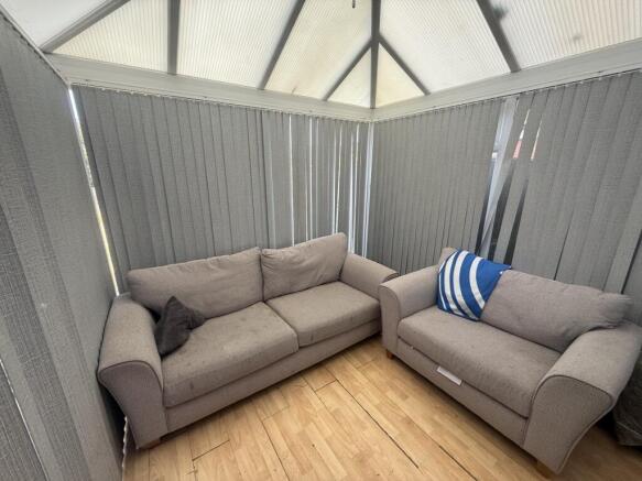 3 bed Semi-Detached for sale Image 8