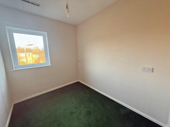 2 bed Apartment for sale Image 6