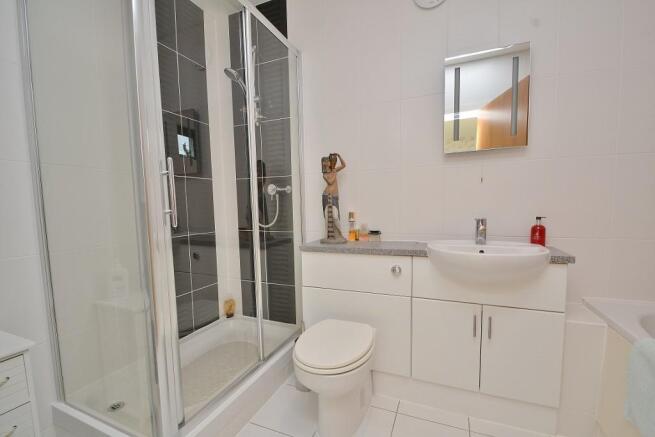 Ensuite