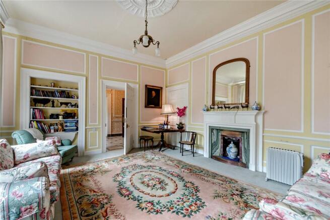 10 bed Detached for sale Image 7